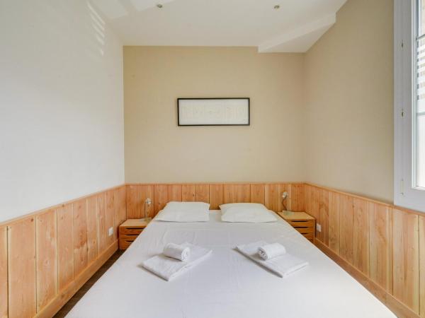 Jolie petite maison de ville Bordeaux : photo 10 de la chambre maison de vacances