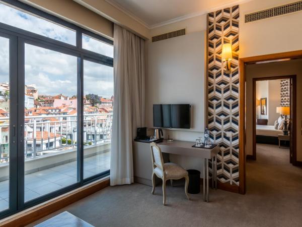 Hotel Mundial : photo 3 de la chambre suite avec balcon