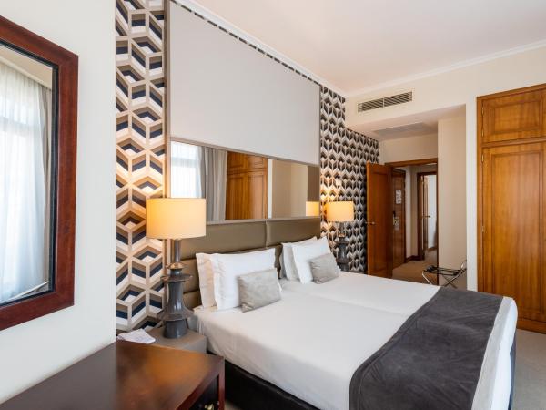 Hotel Mundial : photo 6 de la chambre suite avec balcon