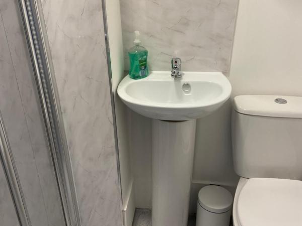 Belhaven Private Hotel : photo 3 de la chambre chambre lits jumeaux avec salle de bains