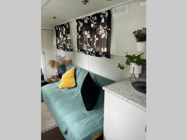 Narrow Boat moored in London : photo 7 de la chambre maison de vacances