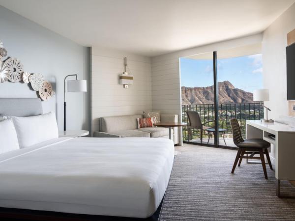 Waikiki Beach Marriott Resort & Spa : photo 1 de la chambre hébergement diamond head - vue sur océan