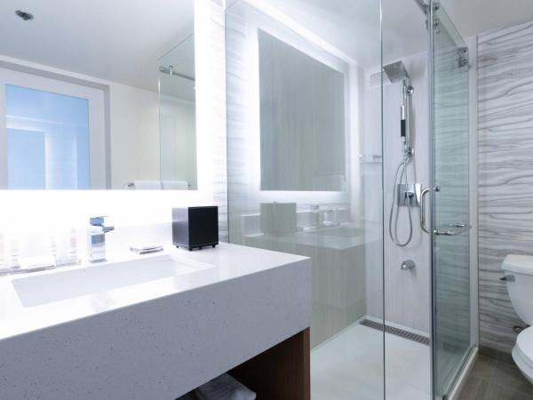 Waikiki Beach Marriott Resort & Spa : photo 6 de la chambre hébergement côté océan