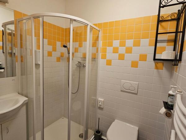 Penzion a Restaurace Simanda : photo 2 de la chambre chambre quadruple