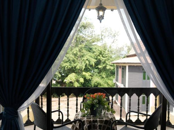 Putera Island Resort : photo 6 de la chambre chambre lits jumeaux standard