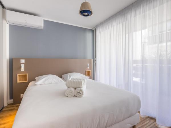 MY Hôtel Résidences - La Grande-Motte : photo 5 de la chambre appartement avec terrasse