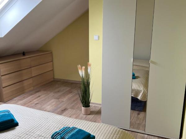 Ubytovani Nikol : photo 3 de la chambre appartement 1 chambre avec balcon