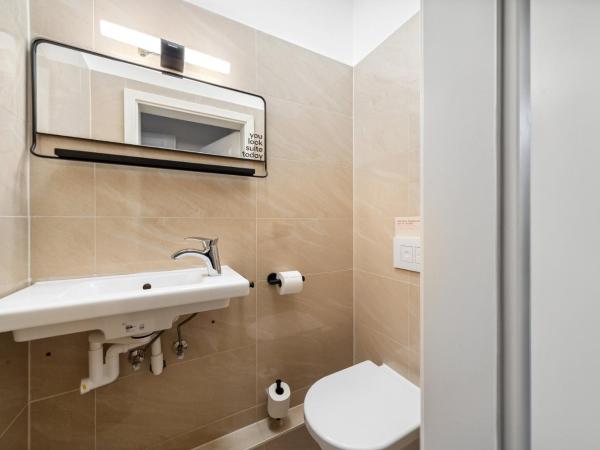 limehome Dresden Antonstraße : photo 8 de la chambre two-bedroom suite (ground floor)