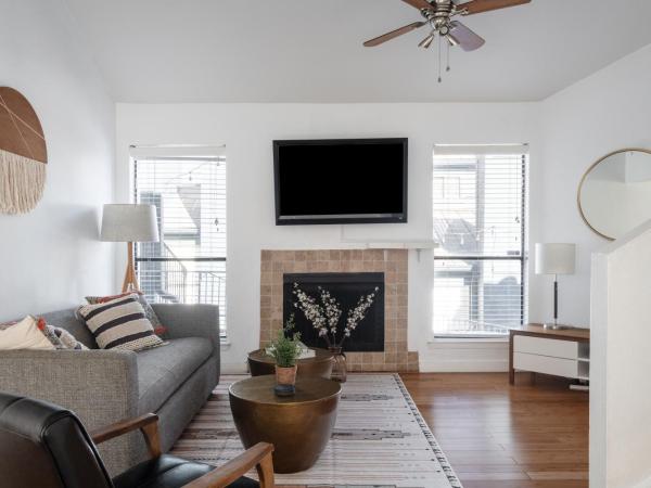 Locale Bouldin Creek - Austin : photo 8 de la chambre two bedroom townhome - two queens