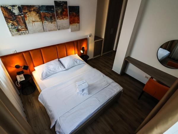 Hotel National : photo 3 de la chambre chambre double