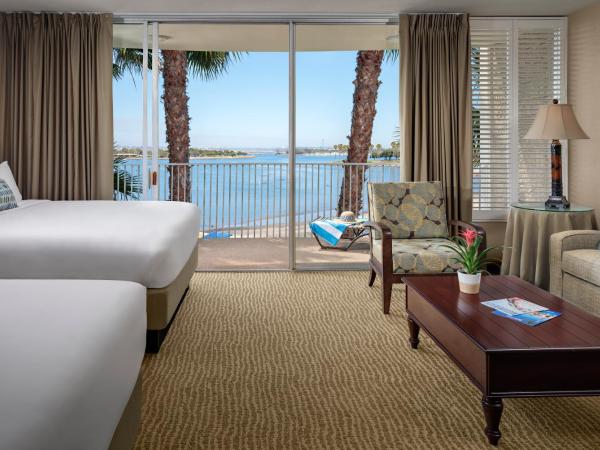 Bahia Resort Hotel : photo 1 de la chambre partial bay view studio queens 