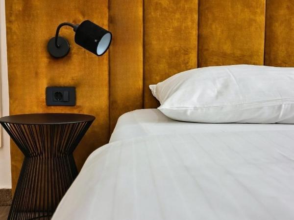 Hotel National : photo 3 de la chambre grande chambre double 