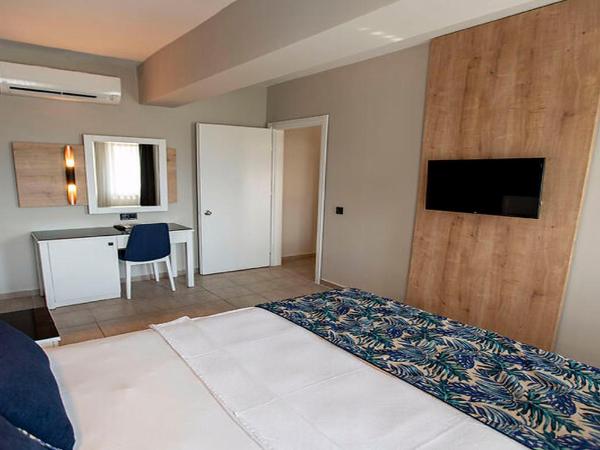 MIR'AMOR GARDEN Resort Hotel-ALL INCLUSIVE : photo 6 de la chambre chambre familiale supérieure