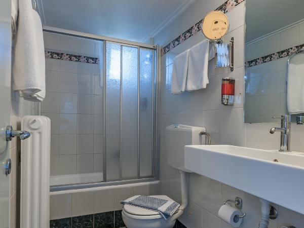 Park Hotel : photo 10 de la chambre chambre double ou lits jumeaux