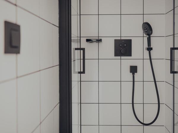 Les 3 Cabanes Urbaines - centre historique : photo 5 de la chambre chambre double avec salle de bains privative extérieure