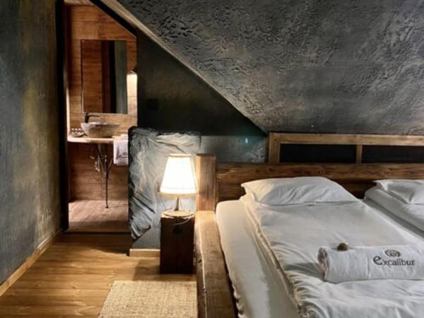 Excalibur miniHotel : photo 1 de la chambre törpök barlangja