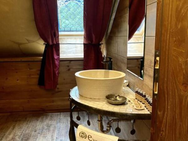 Excalibur miniHotel : photo 2 de la chambre mágusok rezidenciája