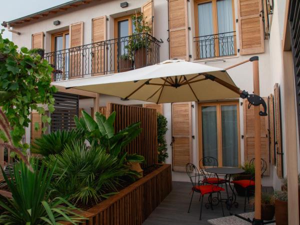 Unique Boutique Hotel Antibes Juan-les-Pins : photo 3 de la chambre chambre double avec terrasse