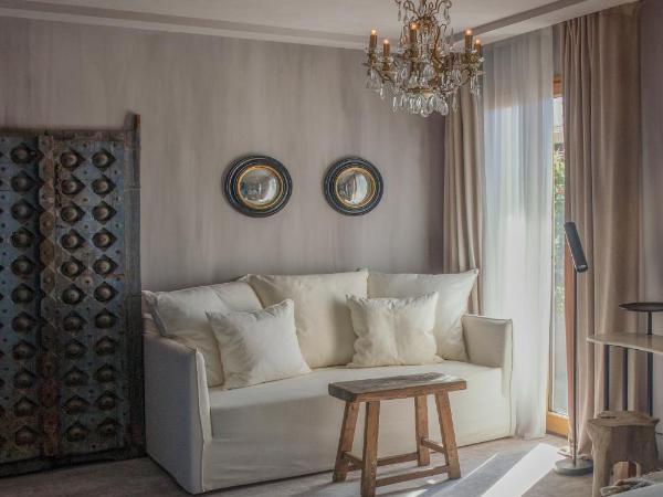 Unique Boutique Hotel Antibes Juan-les-Pins : photo 5 de la chambre chambre double ou lits jumeaux avec terrasse