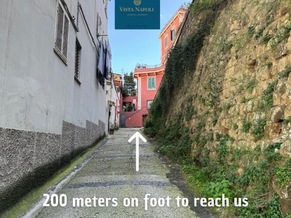 Vista Napoli Residence by Casa Napoletana : photo 1 de la chambre appartement - vue sur jardin