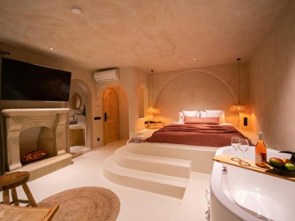 Noi Hotel Bodrum : photo 4 de la chambre suite