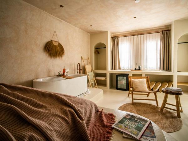 Noi Hotel Bodrum : photo 2 de la chambre suite