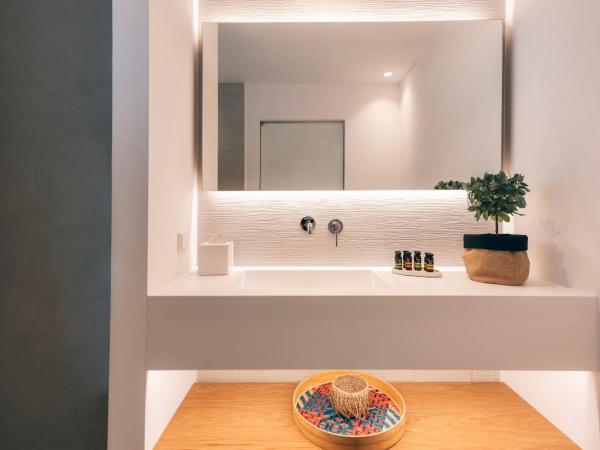 Adama Mykonos Boutique Hotel : photo 10 de la chambre chambre double standard