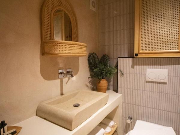Noi Hotel Bodrum : photo 2 de la chambre suite lit king-size