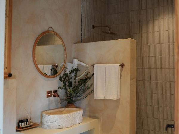 Noi Hotel Bodrum : photo 4 de la chambre suite lit king-size - vue sur mer
