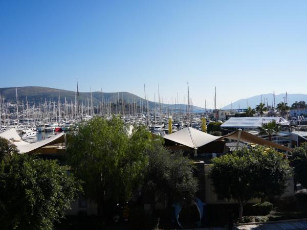 Noi Hotel Bodrum : photo 1 de la chambre suite lit king-size - vue sur mer