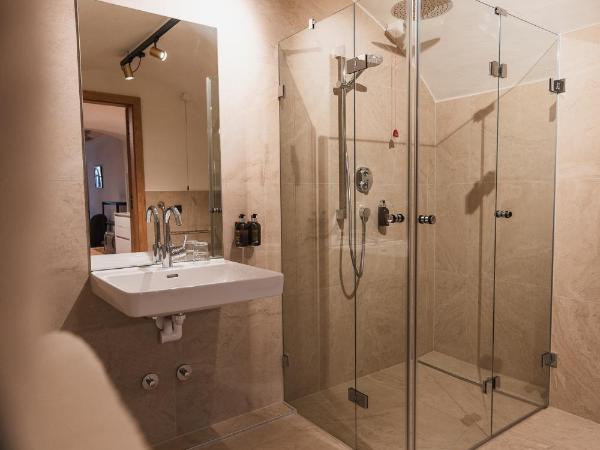 H5 Grauer Bär Studios & More : photo 10 de la chambre studio - accessible aux personnes à mobilité réduite