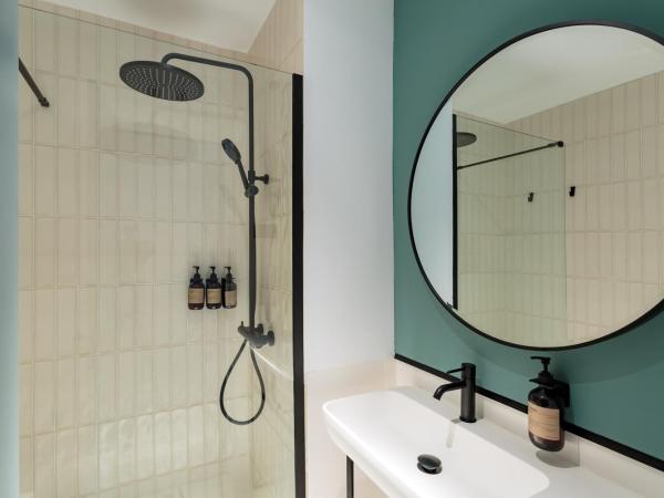 Tribu Malasaña : photo 10 de la chambre chambre familiale deluxe