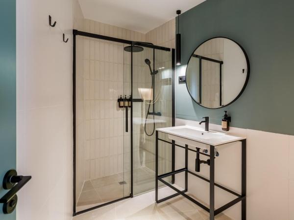 Tribu Malasaña : photo 10 de la chambre chambre double ou lits jumeaux deluxe supérieure