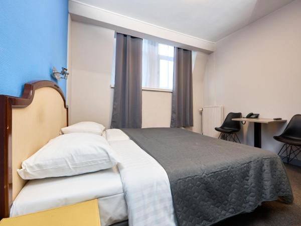 Hotel Derby MERODE : photo 1 de la chambre chambre lits jumeaux