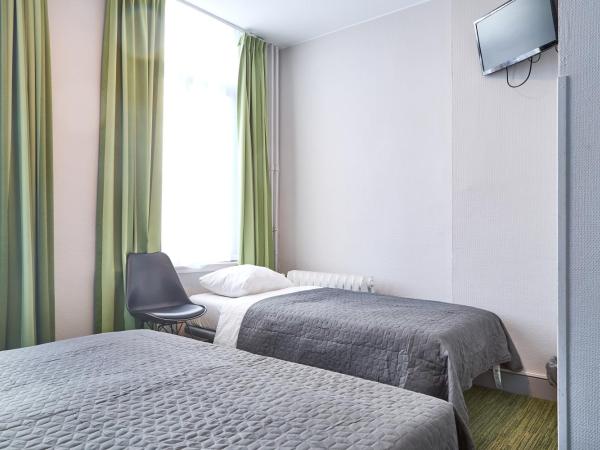 Hotel Derby MERODE : photo 2 de la chambre chambre triple