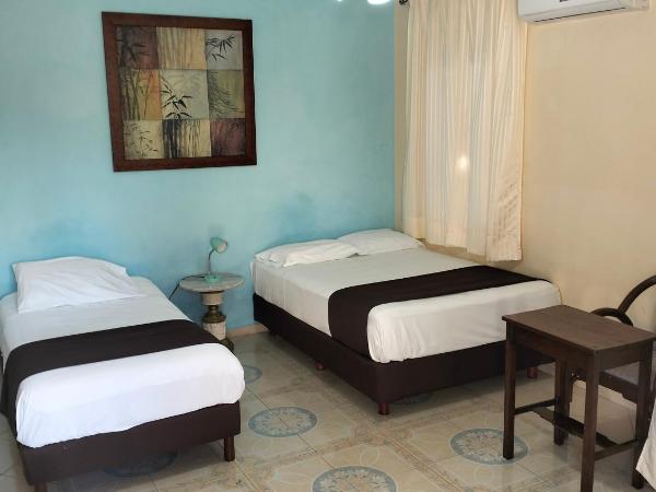 La Casa del Turix : photo 3 de la chambre chambre lits jumeaux avec salle de bains