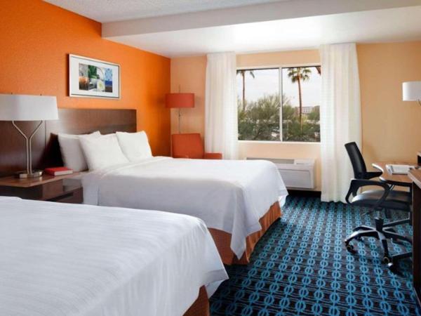 Country Inn & Suites by Radisson, Phoenix Airport, AZ : photo 6 de la chambre chambre 2 lits queen-size - non-fumeurs