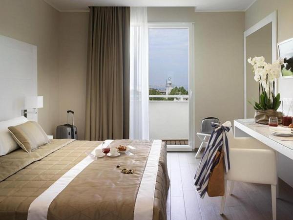 Hotel Biancamano : photo 1 de la chambre chambre double ou lits jumeaux deluxe - vue sur mer