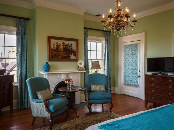 The Gastonian, Historic Inns of Savannah Collection : photo 2 de la chambre julia scarborough room - grand superior king with balcony
