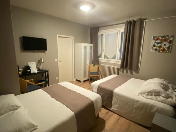 Hotel Berthelot : photo 3 de la chambre chambre quadruple