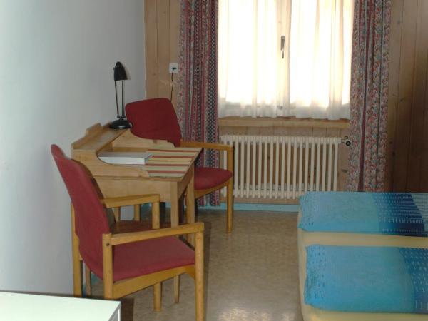 Seehotel Bären : photo 2 de la chambre chambre double Économique avec salle de bains commune - vue sur montagne