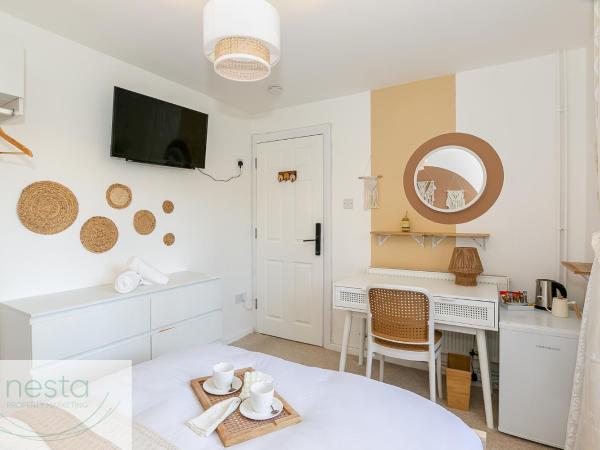 Bohemian Haven Guesthouse : photo 3 de la chambre chambre double - vue sur jardin