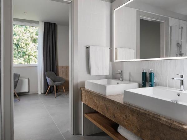 Hilton Garden Inn Bologna North : photo 10 de la chambre suite 2 chambres avec lit king-size