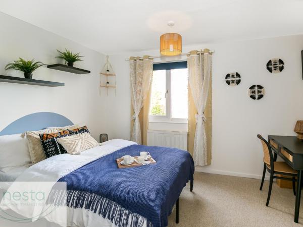 Bohemian Haven Guesthouse : photo 2 de la chambre chambre double avec salle de bains commune