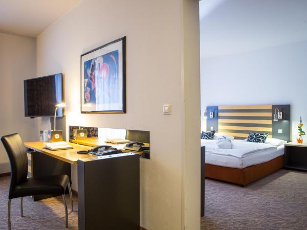 Lindner Hotel Frankfurt Hochst, part of JdV by Hyatt : photo 3 de la chambre suite junior