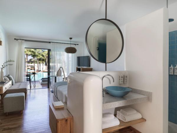 Stella Island Luxury Resort & Spa (Adults Only) : photo 2 de la chambre chambre double de luxe avec piscine commune