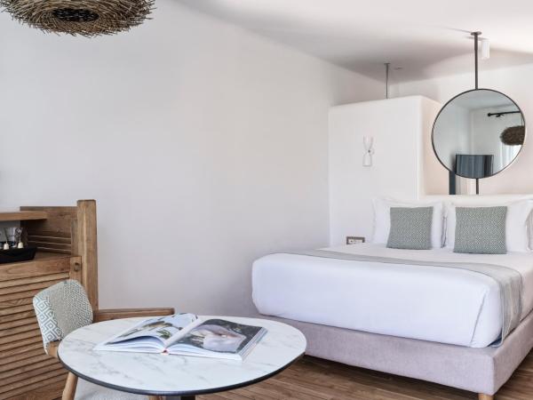 Stella Island Luxury Resort & Spa (Adults Only) : photo 5 de la chambre chambre double de luxe avec piscine commune