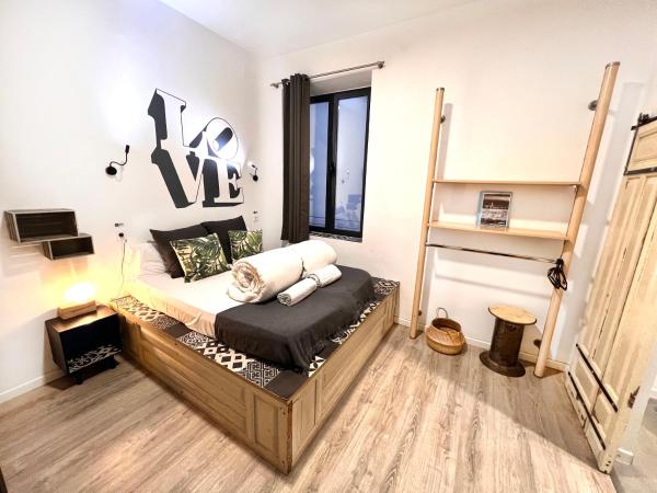 ECO Hostel : photo 3 de la chambre chambre lits jumeaux