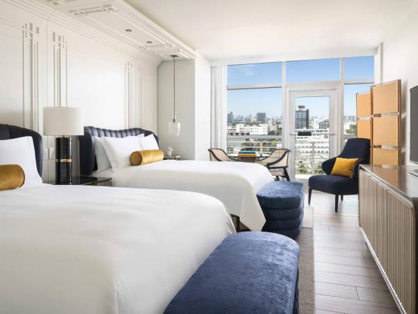 The Ritz-Carlton, South Beach : photo 1 de la chambre chambre club avec 2 lits doubles - vue sur ville