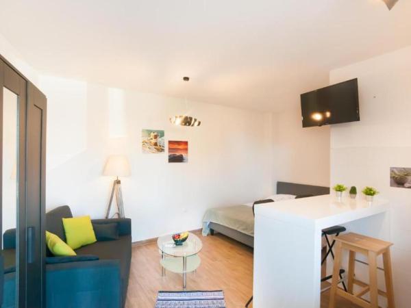 Ellena Sunshine : photo 1 de la chambre studio avec terrasse